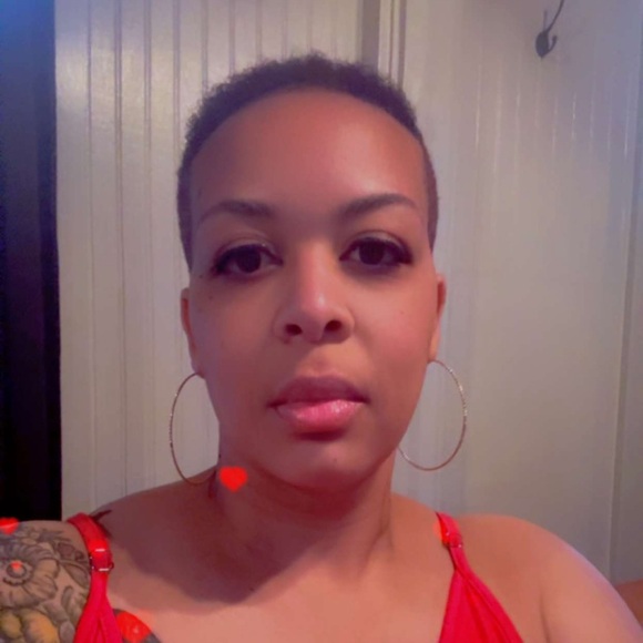 Meet your Posher, Ericka - Picture 4 of 6